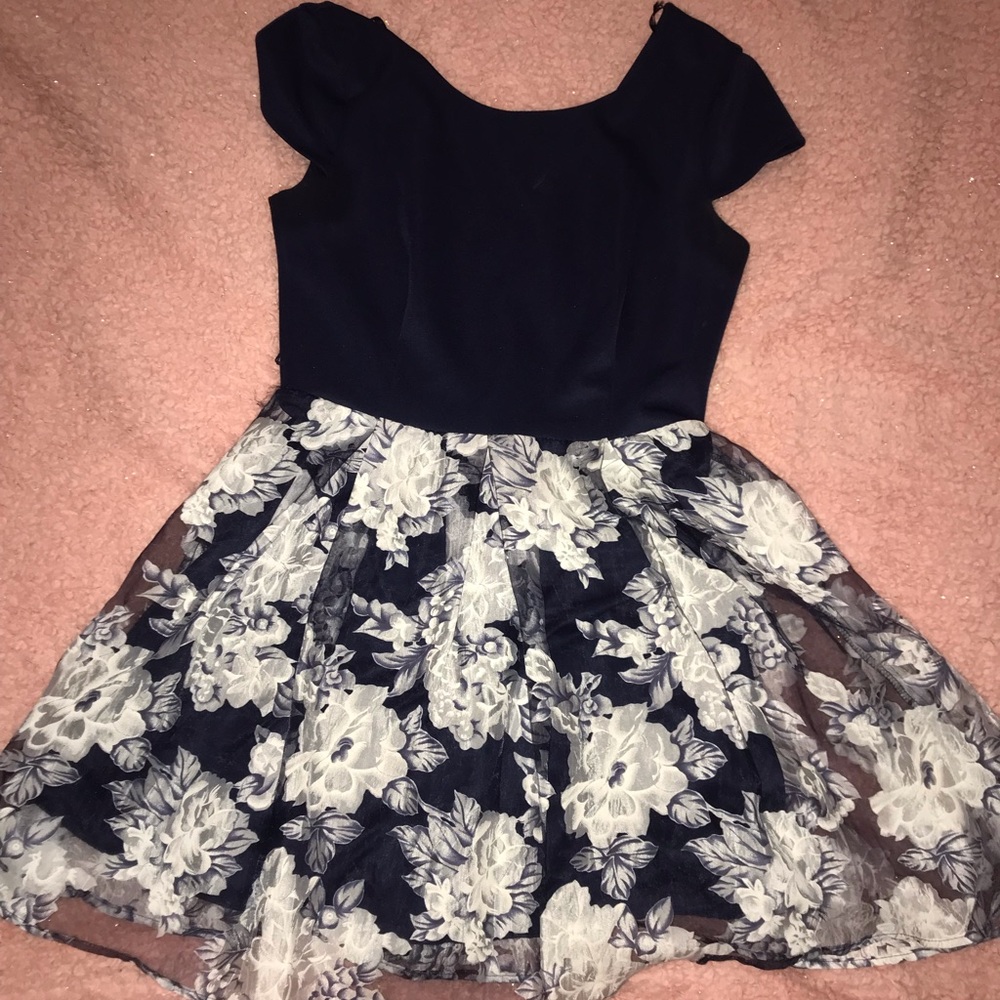 NAVY DRESS